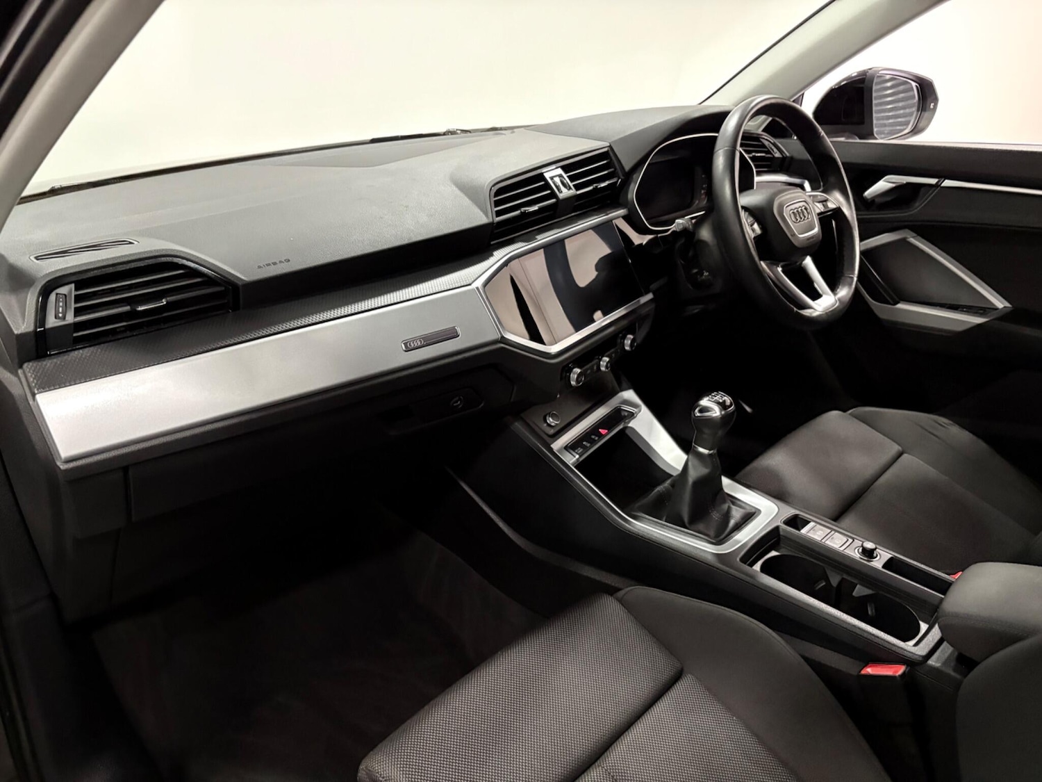 Used Audi Q3 2020 for sale - 76423632: Photo 11