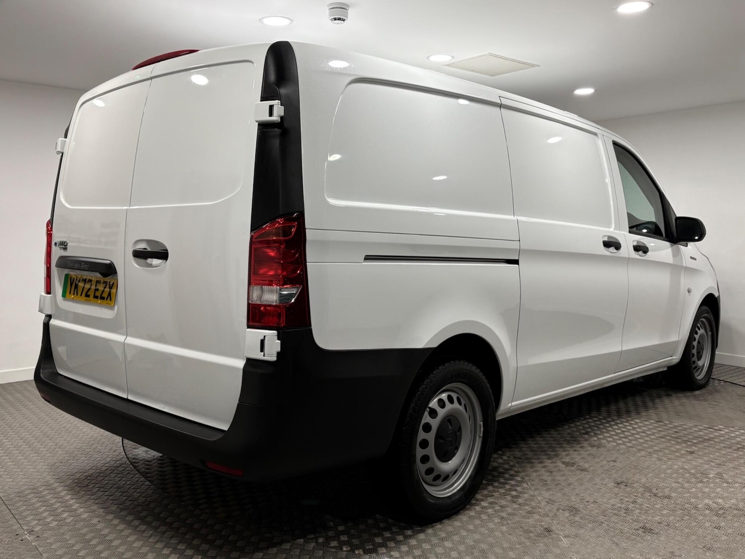 Used Mercedes-Benz Vito 2022 for sale - 77612400: Photo 3