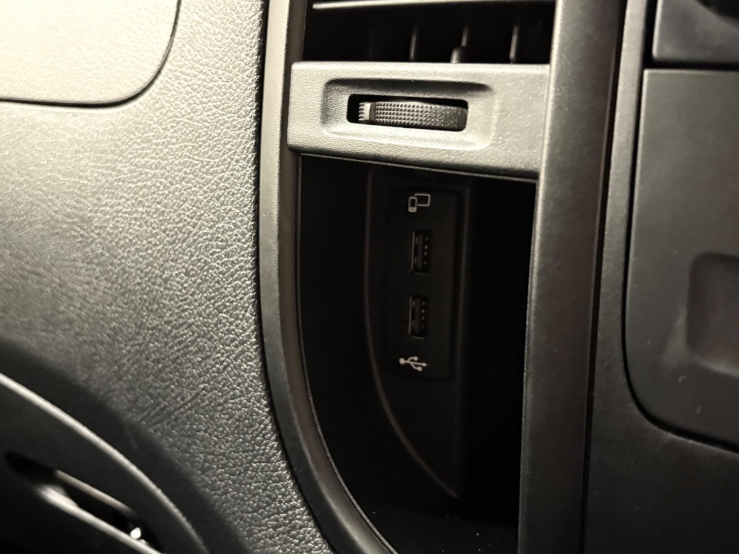 Used Mercedes-Benz Vito 2022 for sale - 77612400: Photo 30