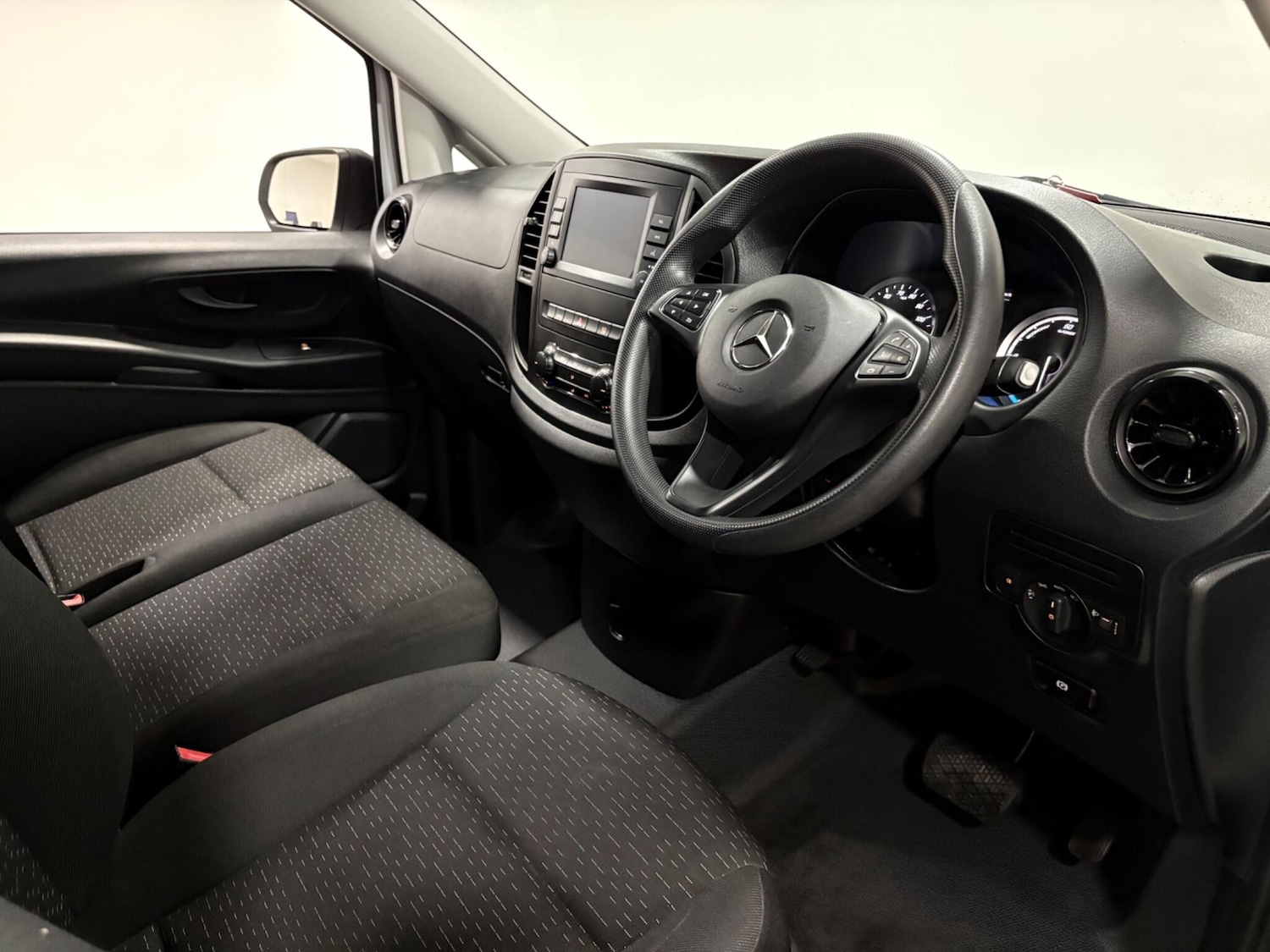 Used Mercedes-Benz Vito 2022 for sale - 77612400: Photo 9