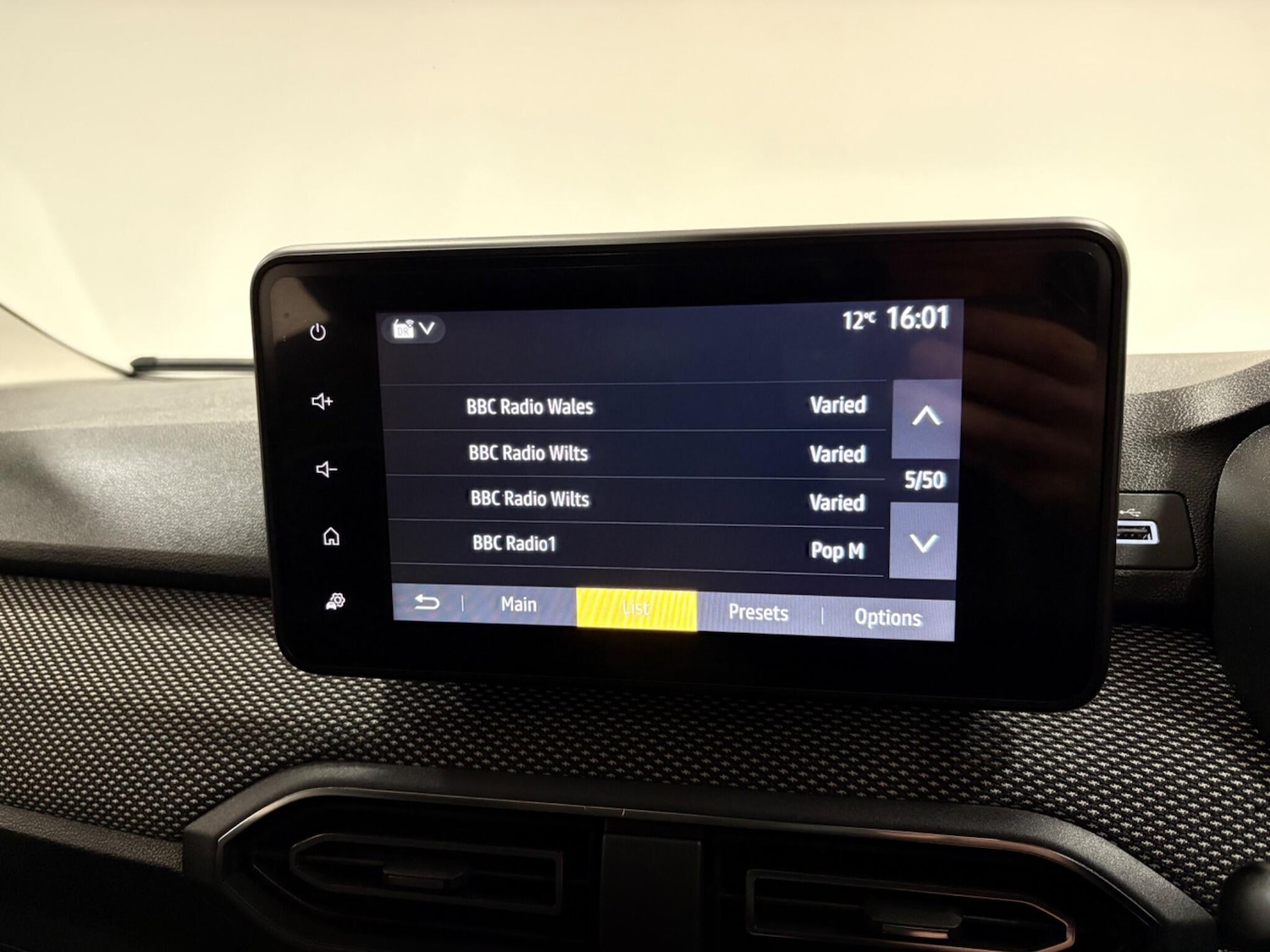 Used Dacia Jogger 2022 for sale - 77190640: Photo 28