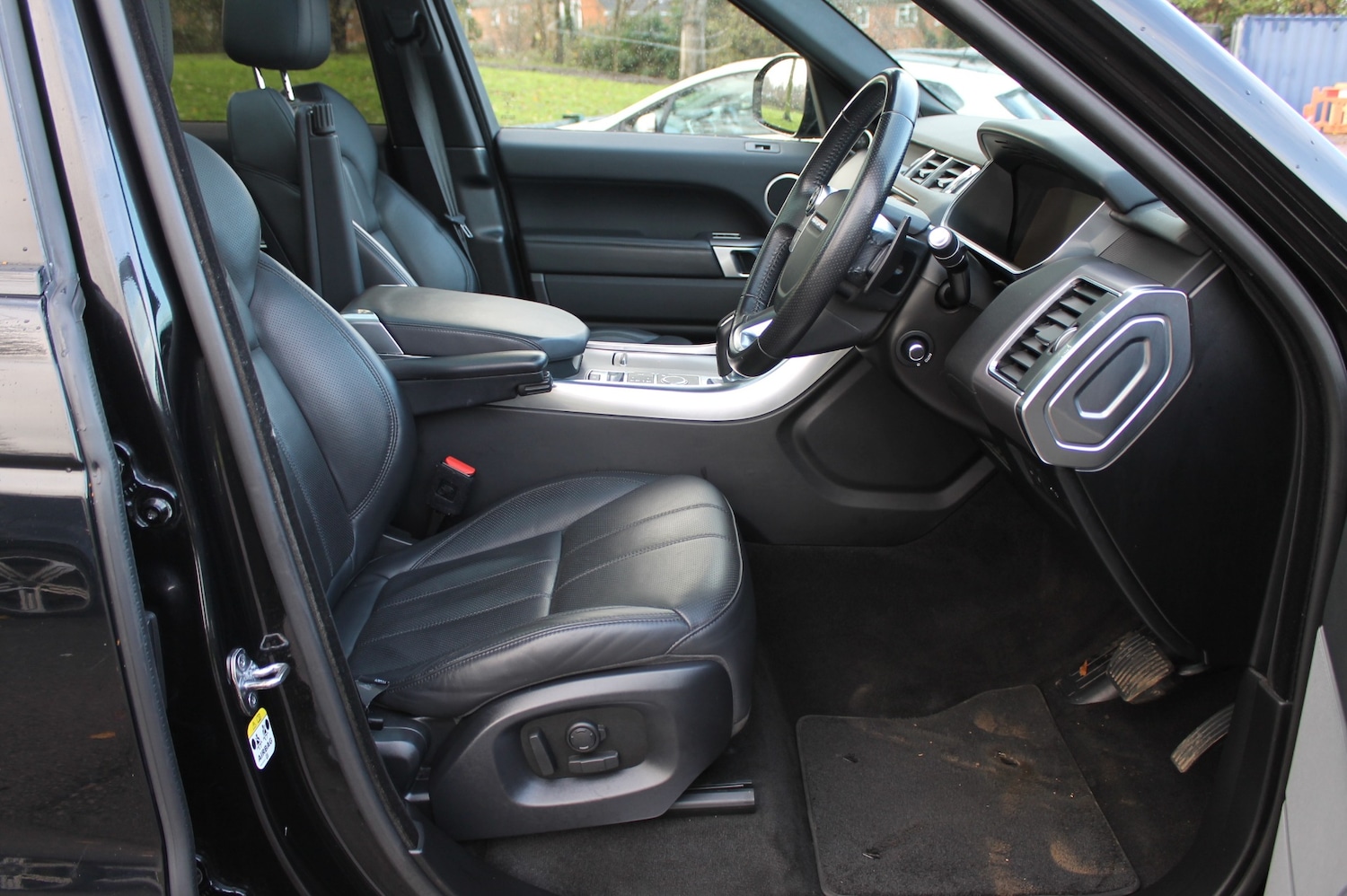 Used Land Rover Range Rover Sport 2017 for sale - 76845094: Photo 5