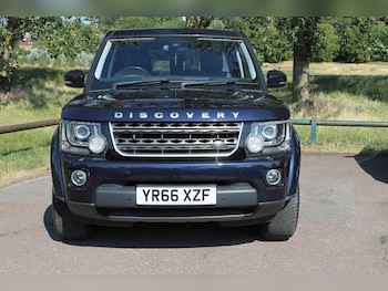 Used Land Rover Discovery 2016 for sale - 79112544: Photo