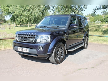 Used Land Rover Discovery 2016 for sale - 79112544: Photo