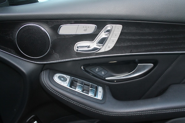 Used Mercedes-Benz GLC 2018 for sale - 73056625: Photo 10