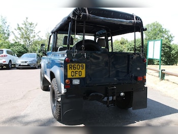 Used Land Rover Defender 1998 for sale - 79355315: Photo
