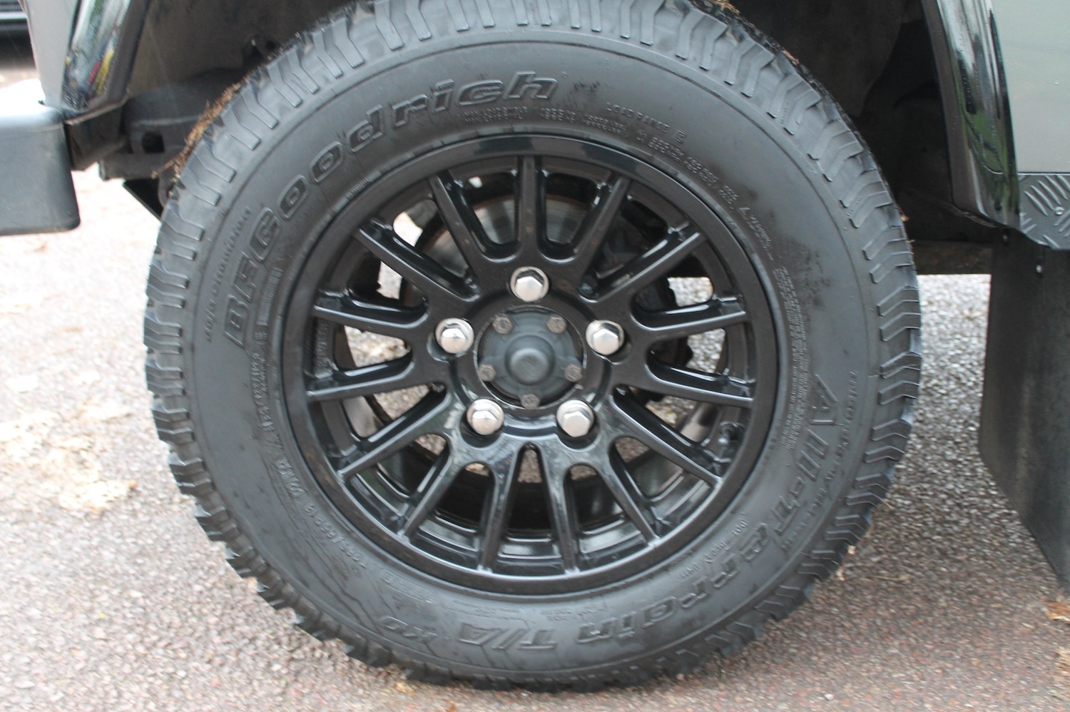 Used Land Rover Defender 2013 for sale - 76613594: Photo 4