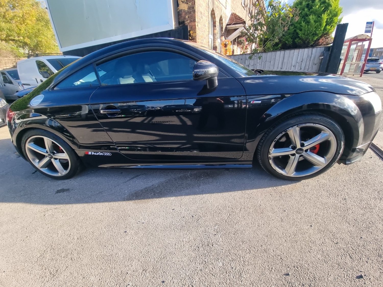 Used Audi TT 2011 for sale - 76370065: Photo 1