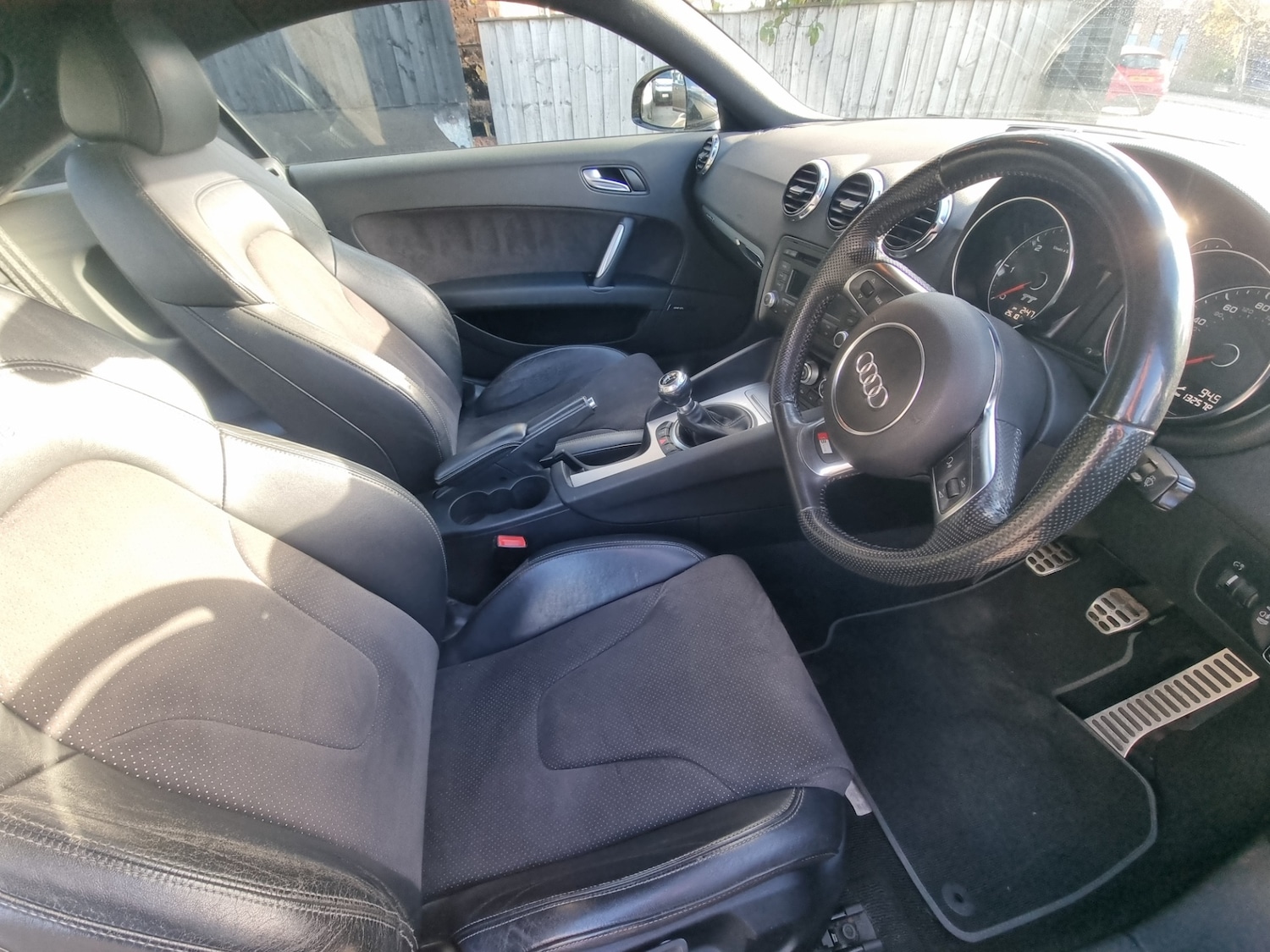 Used Audi TT 2011 for sale - 76370065: Photo 10