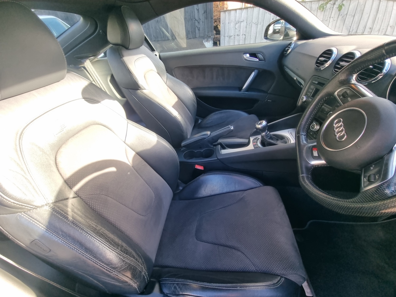 Used Audi TT 2011 for sale - 76370065: Photo 11