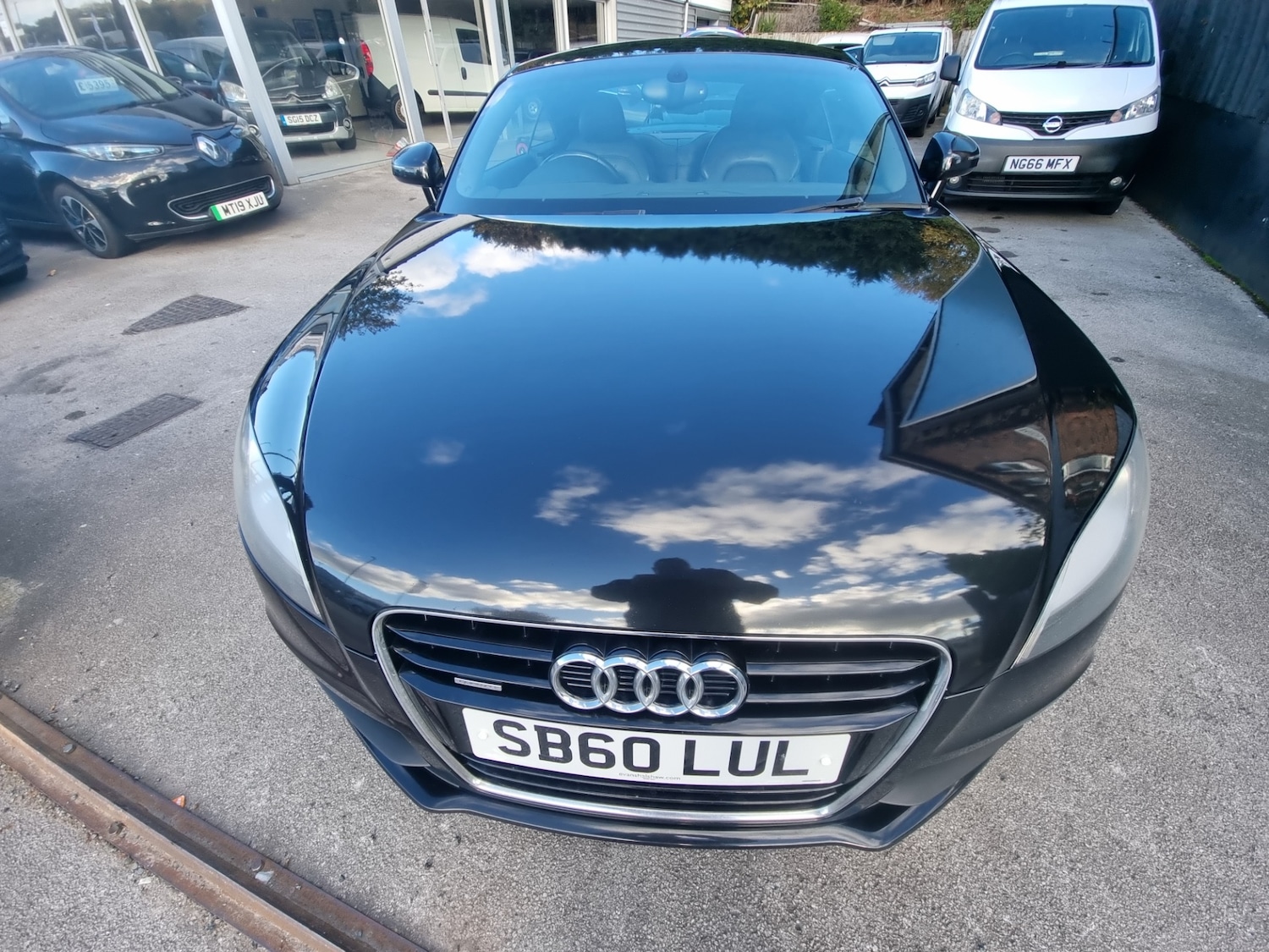 Used Audi TT 2011 for sale - 76370065: Photo 4