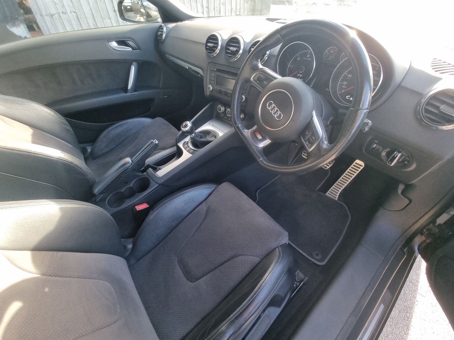 Used Audi TT 2011 for sale - 76370065: Photo 9
