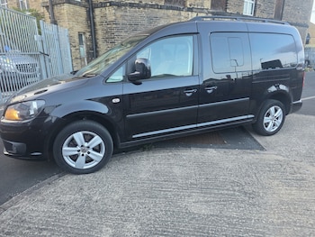 Used Volkswagen Caddy Maxi Life 2014 for sale - 79439752: Photo
