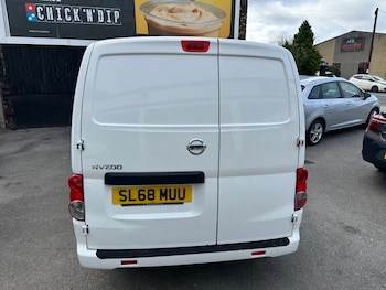 Used Nissan NV200 2018 for sale - 78139371: Photo