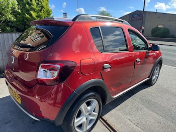 Used Dacia Sandero Stepway 2013 for sale - 78300148: Photo