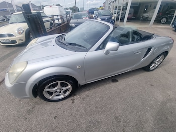 Used Toyota MR2 2003 for sale - 78141623: Photo