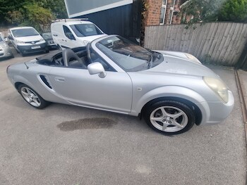Used Toyota MR2 2003 for sale - 78141623: Photo