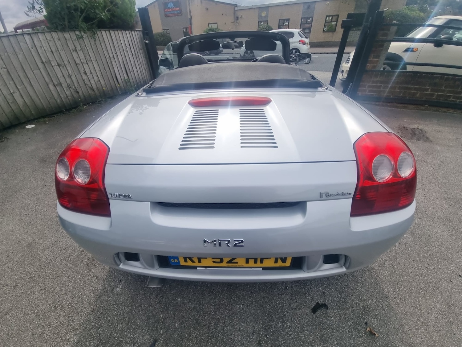 Used Toyota MR2 2003 for sale - 78141623: Photo 5