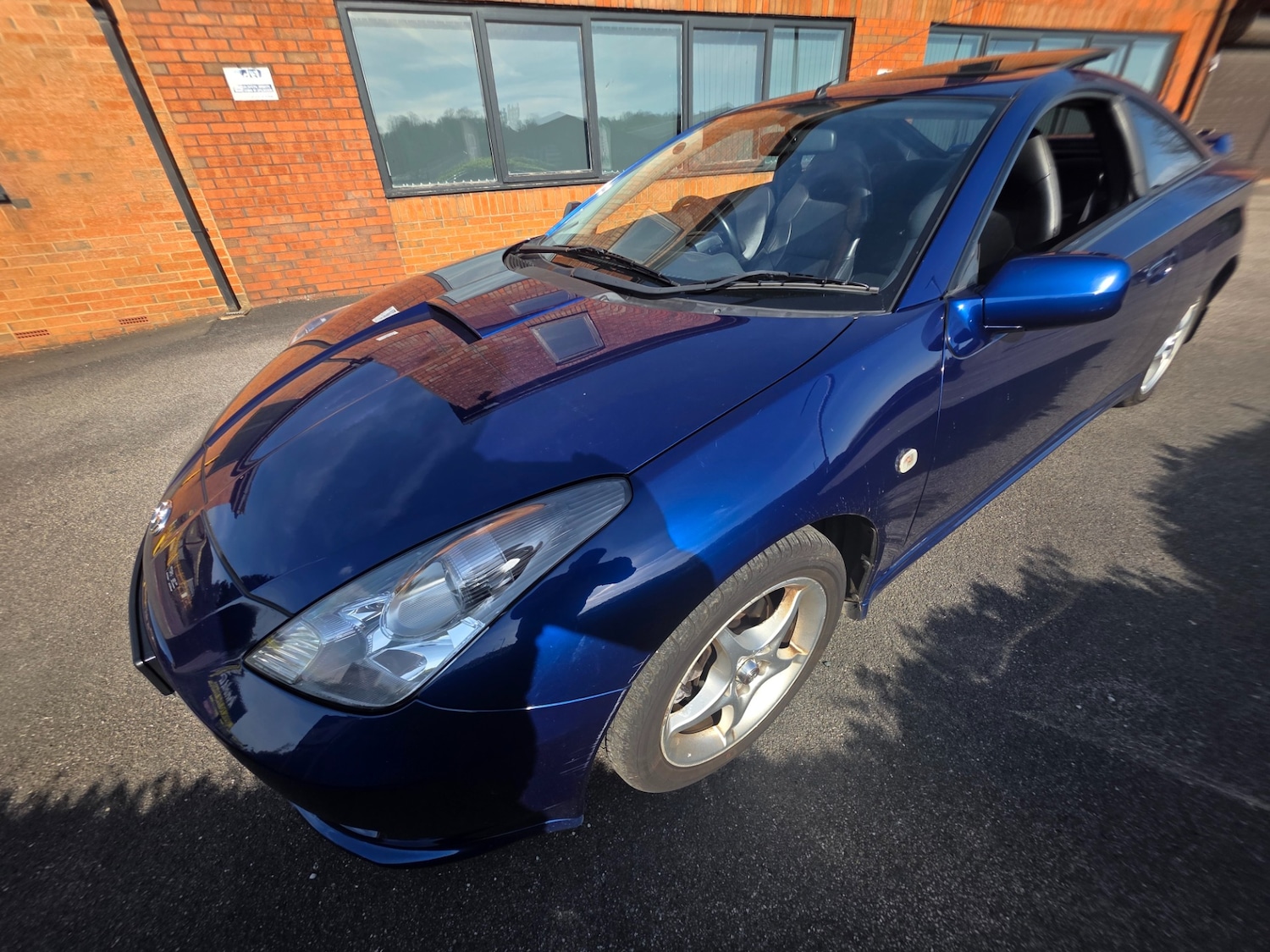 Used Toyota Celica 2004 for sale - 78154497: Photo 2