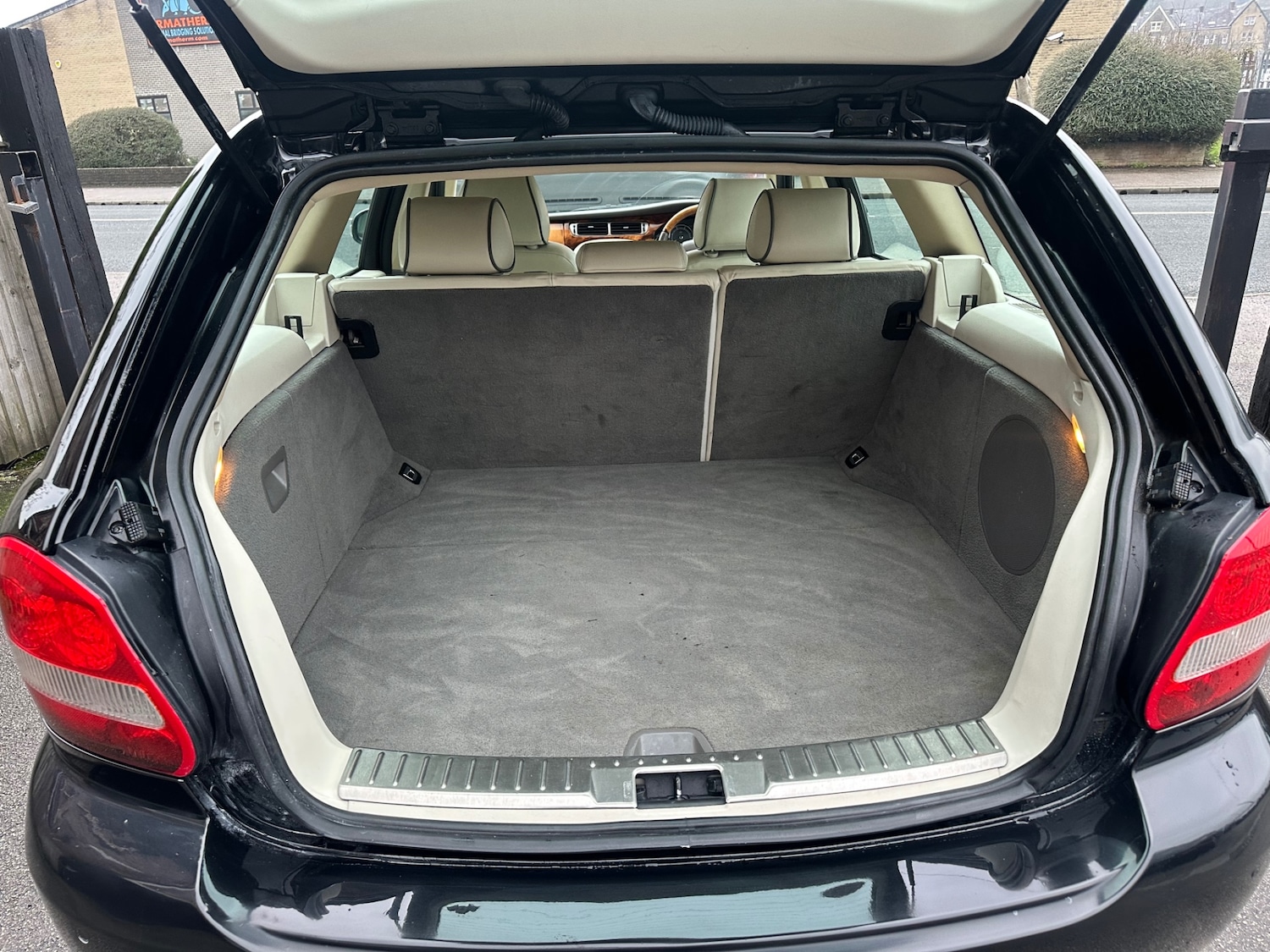 Used Jaguar X-Type 2009 for sale - 77024335: Photo 11