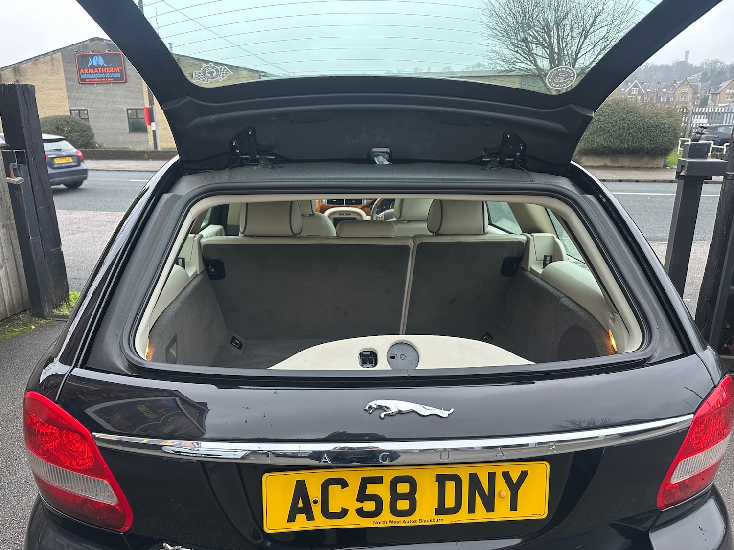 Used Jaguar X-Type 2009 for sale - 77024335: Photo 12