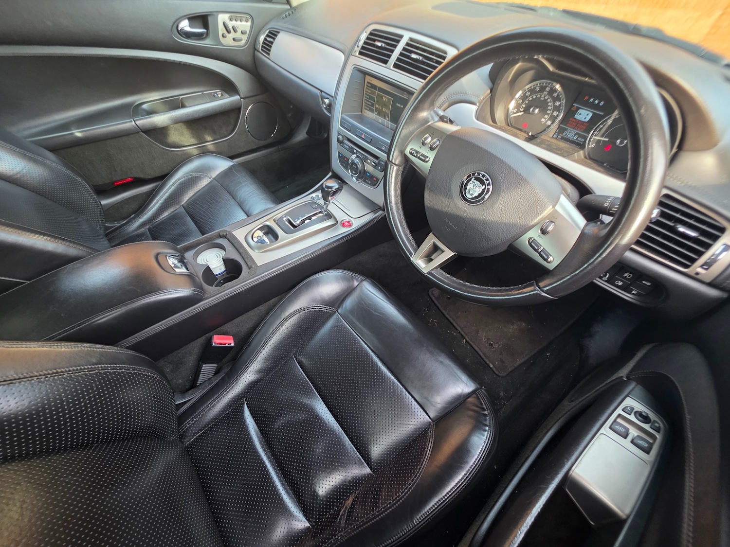 Used Jaguar XK 2006 for sale - 77636836: Photo 13