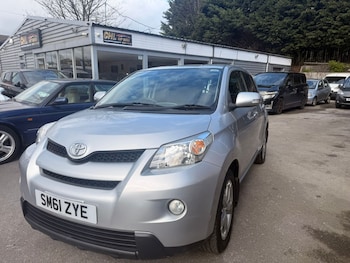 Used Toyota Urban Cruiser 2012 for sale - 78006266: Photo