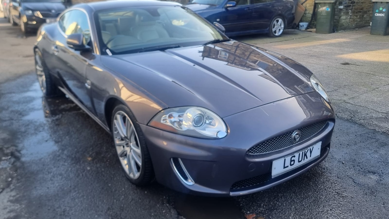 Used Jaguar XK 2009 for sale - 77926999: Photo 2