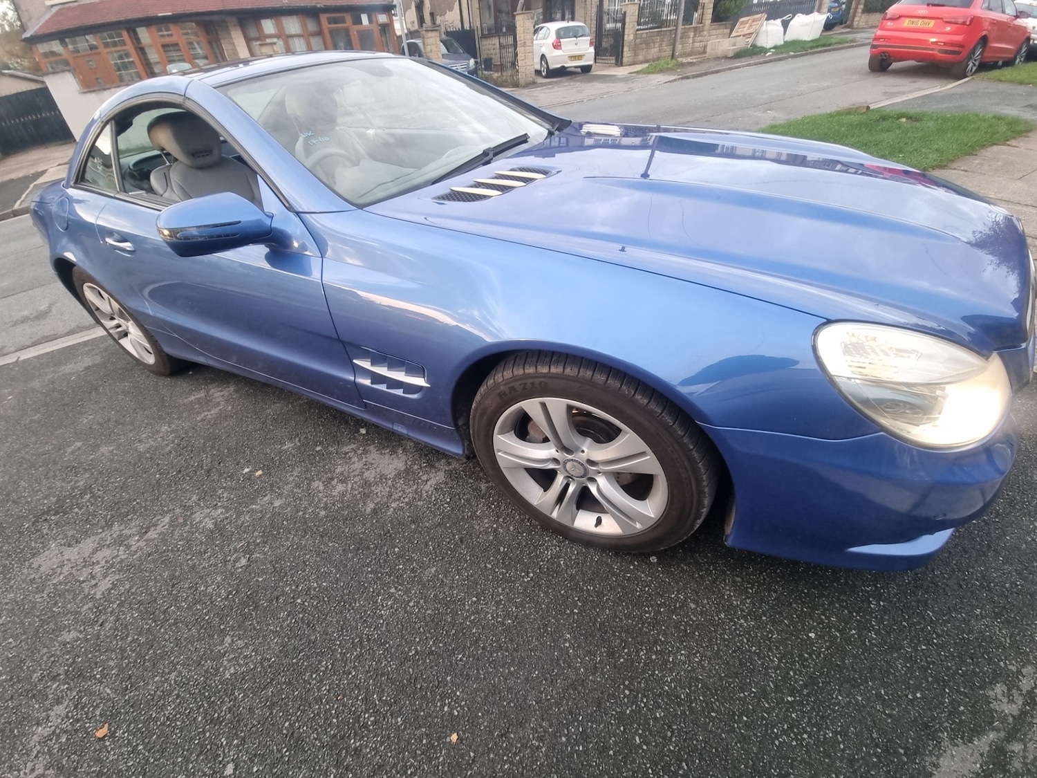 Used Mercedes-Benz SL 2010 for sale - 76370053: Photo 2