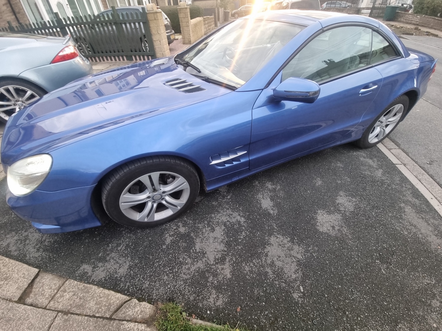 Used Mercedes-Benz SL 2010 for sale - 76370053: Photo 4