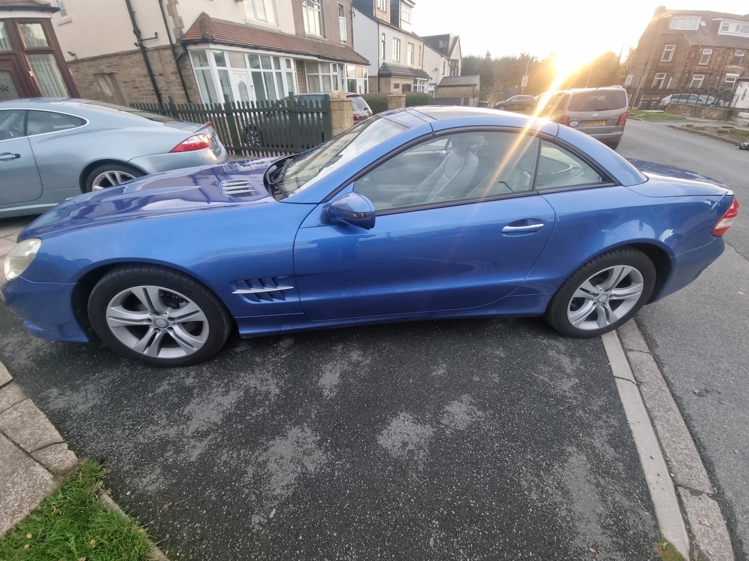 Used Mercedes-Benz SL 2010 for sale - 76370053: Photo 5