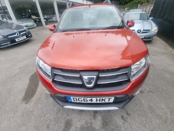 Used Dacia Sandero Stepway 2014 for sale - 75446936: Photo