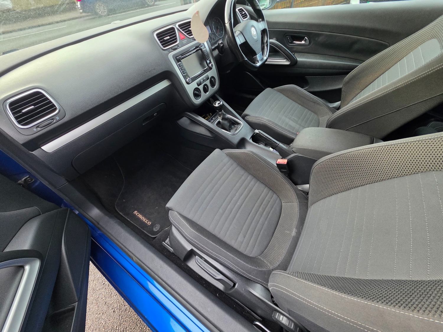 Used Volkswagen Scirocco 2009 for sale - 76743638: Photo 9