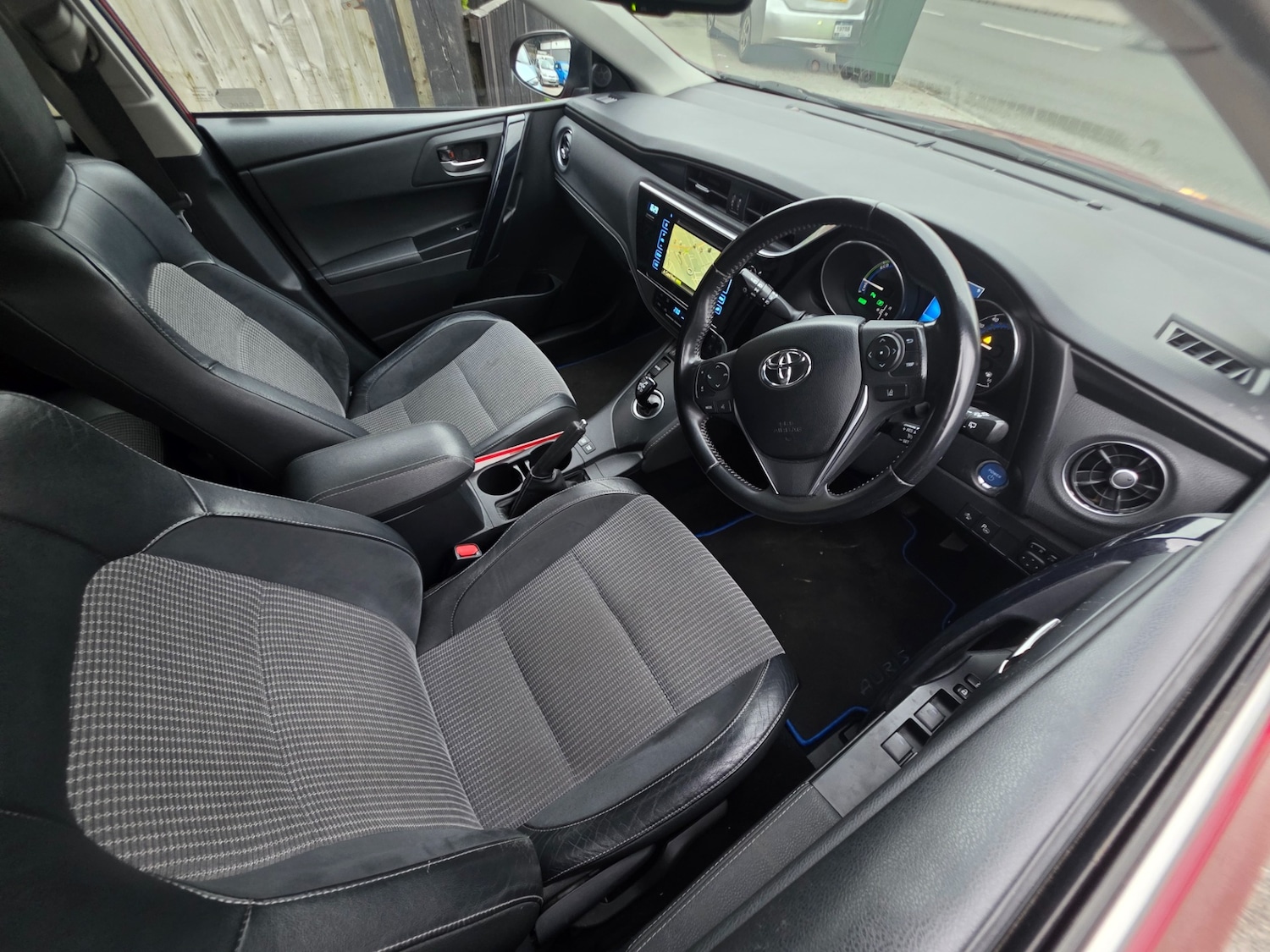 Used Toyota Auris 2017 for sale - 77597574: Photo 9