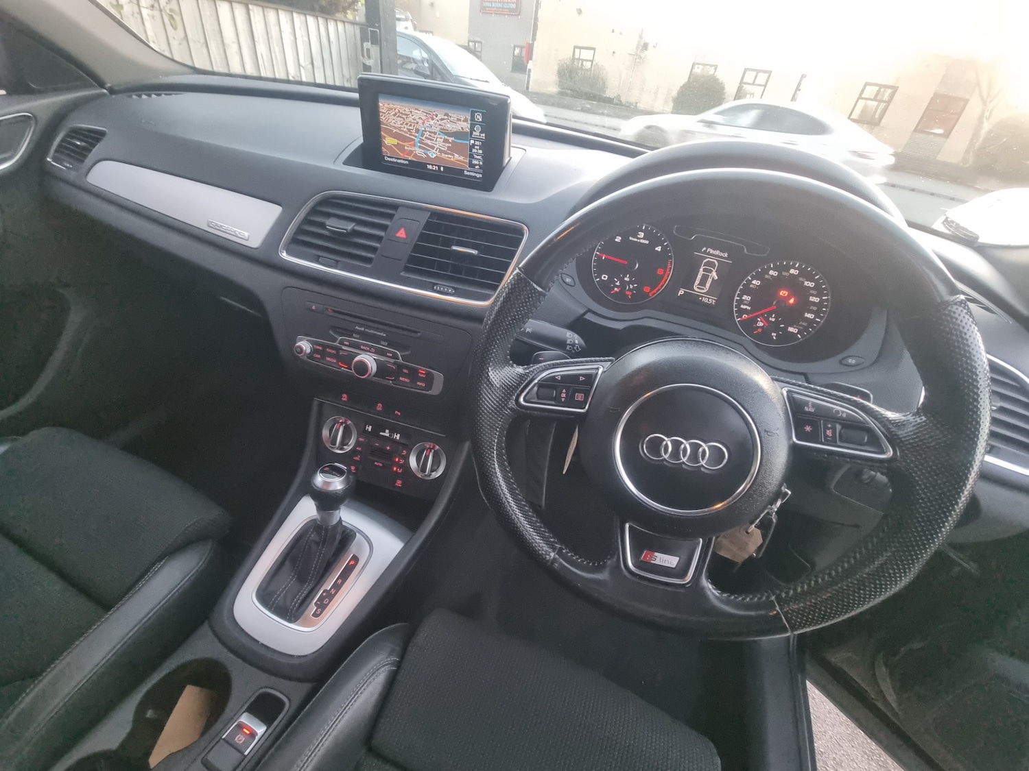 Used Audi Q3 2014 for sale - 77095391: Photo 8