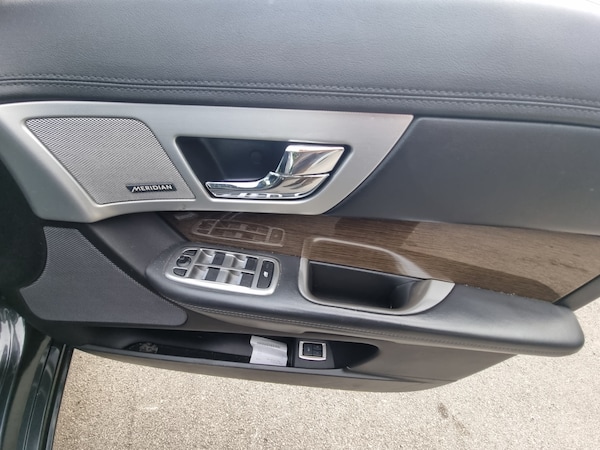 Used Jaguar XF 2014 for sale - 76258965: Photo 12