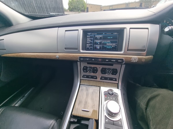 Used Jaguar XF 2014 for sale - 76258965: Photo 8