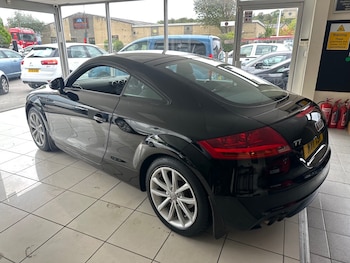 Used Audi TT 2011 for sale - 76023307: Photo