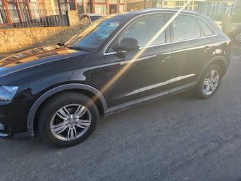 Used Audi Q3 2011 for sale - 78301007: Photo