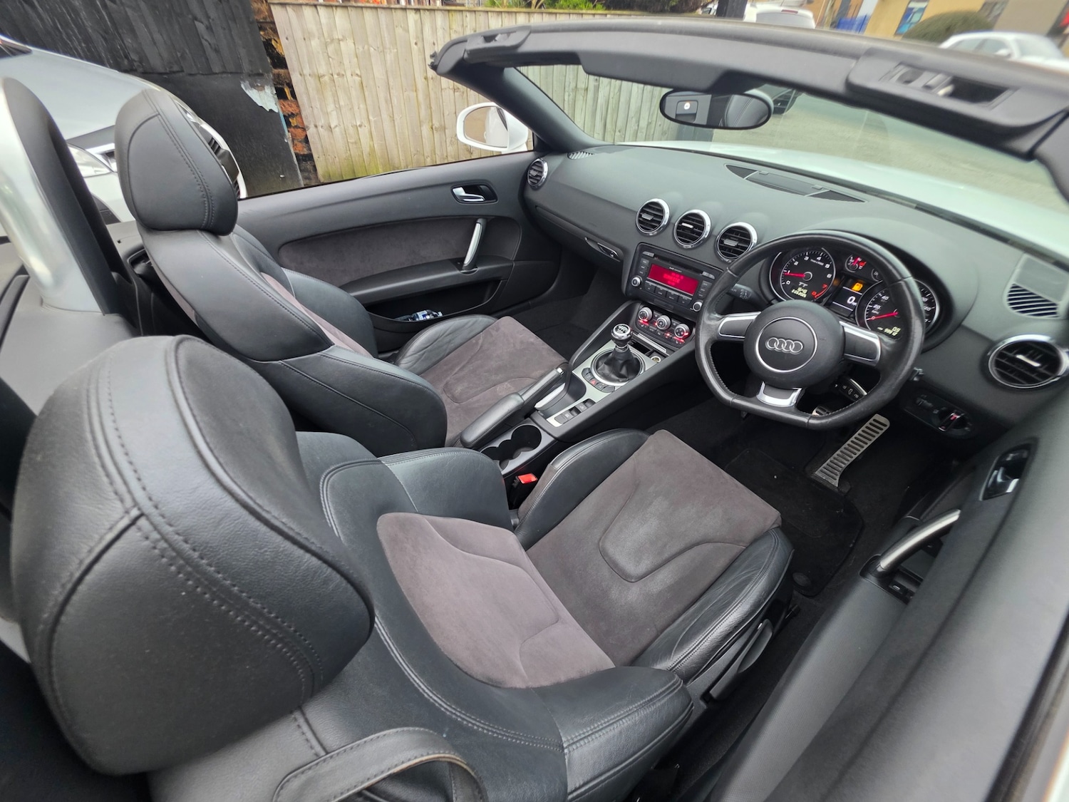 Used Audi TT 2011 for sale - 77786298: Photo 14