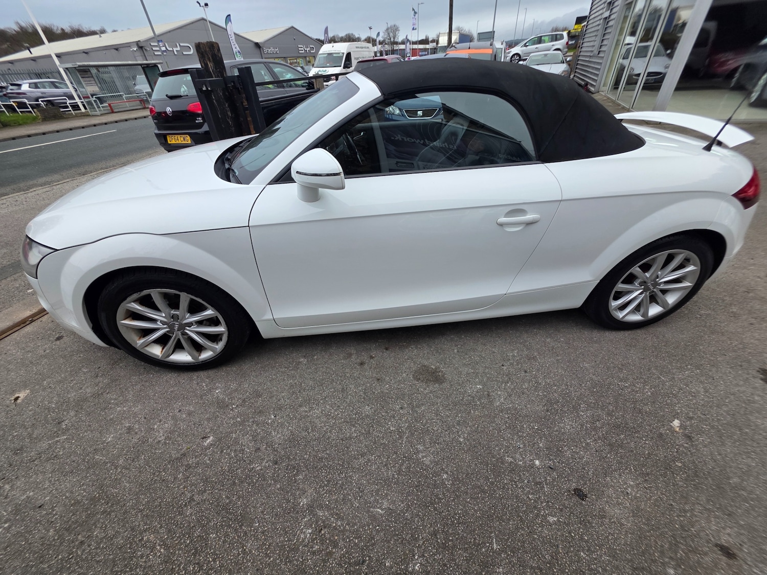 Used Audi TT 2011 for sale - 77786298: Photo 8