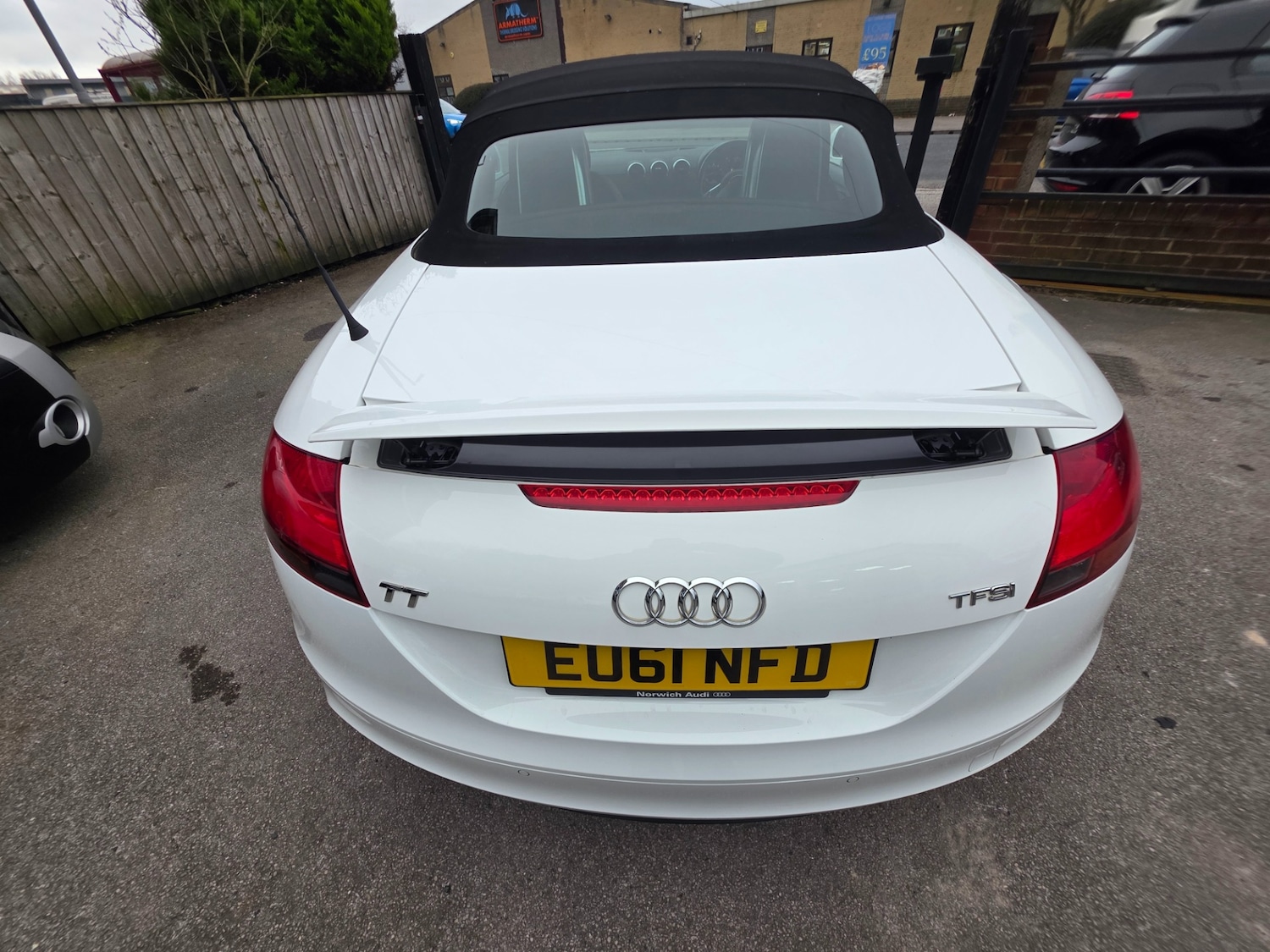 Used Audi TT 2011 for sale - 77786298: Photo 9