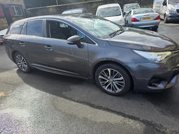 Used Toyota Avensis 2017 for sale - 79755989: Photo