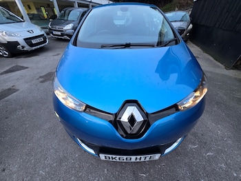 Used Renault Zoe 2018 for sale - 76656520: Photo