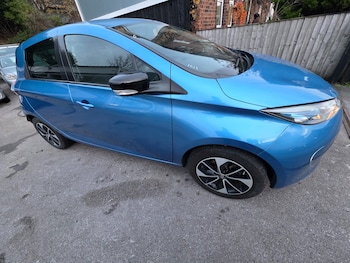 Used Renault Zoe 2018 for sale - 76656520: Photo