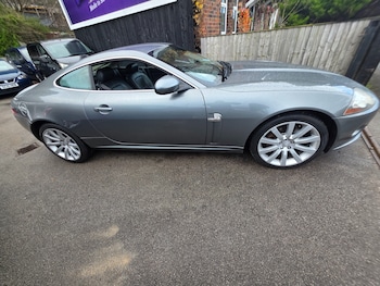 2006 (06) - 4.2 V8 2dr Auto