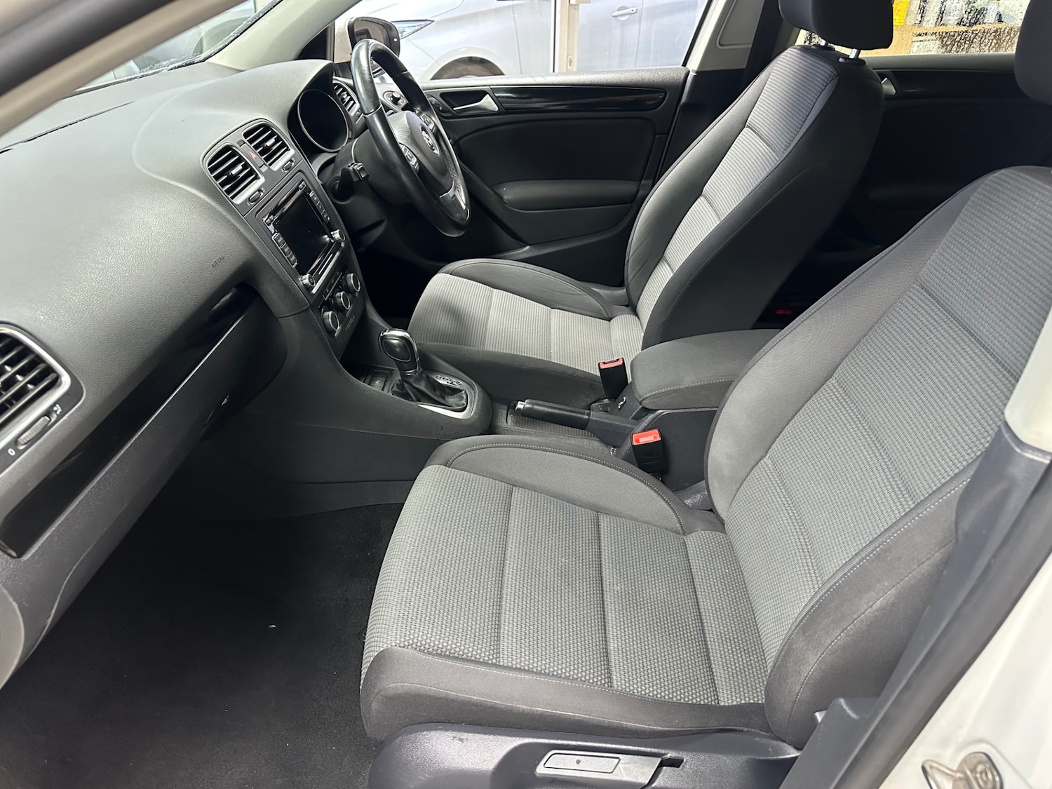 Used Volkswagen Golf 2012 for sale - 77476626: Photo 9