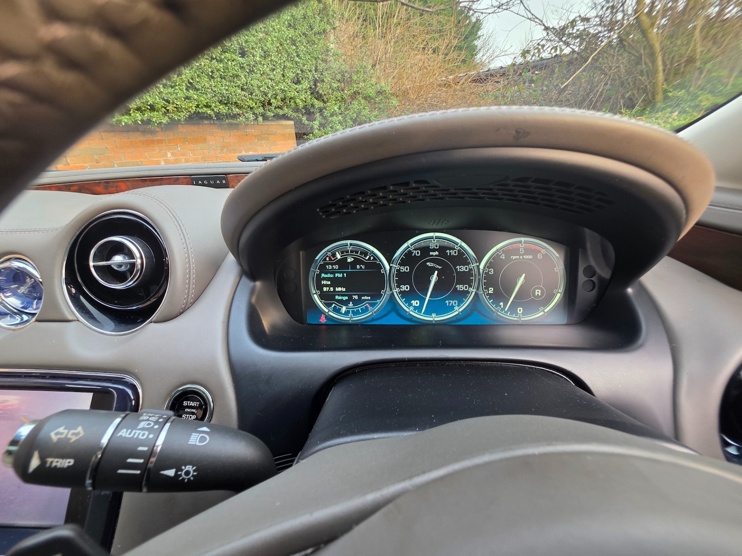 Used Jaguar XJ 2012 for sale - 77898142: Photo 15