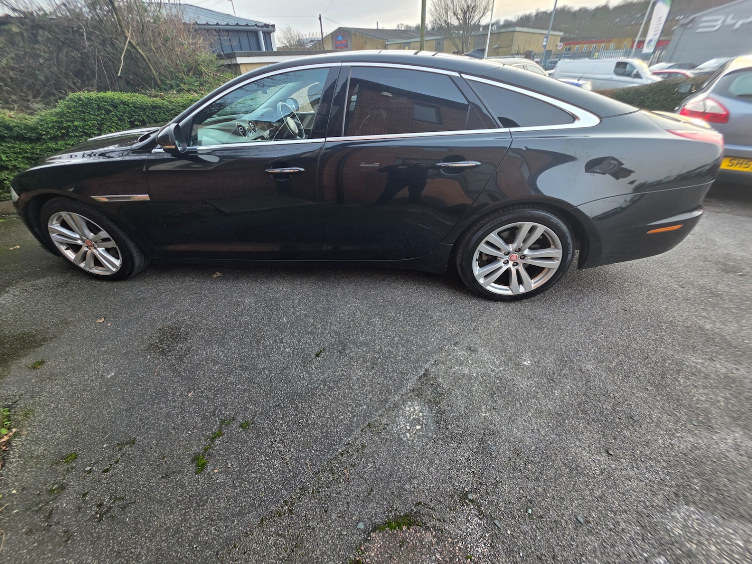 Used Jaguar XJ 2012 for sale - 77898142: Photo 7