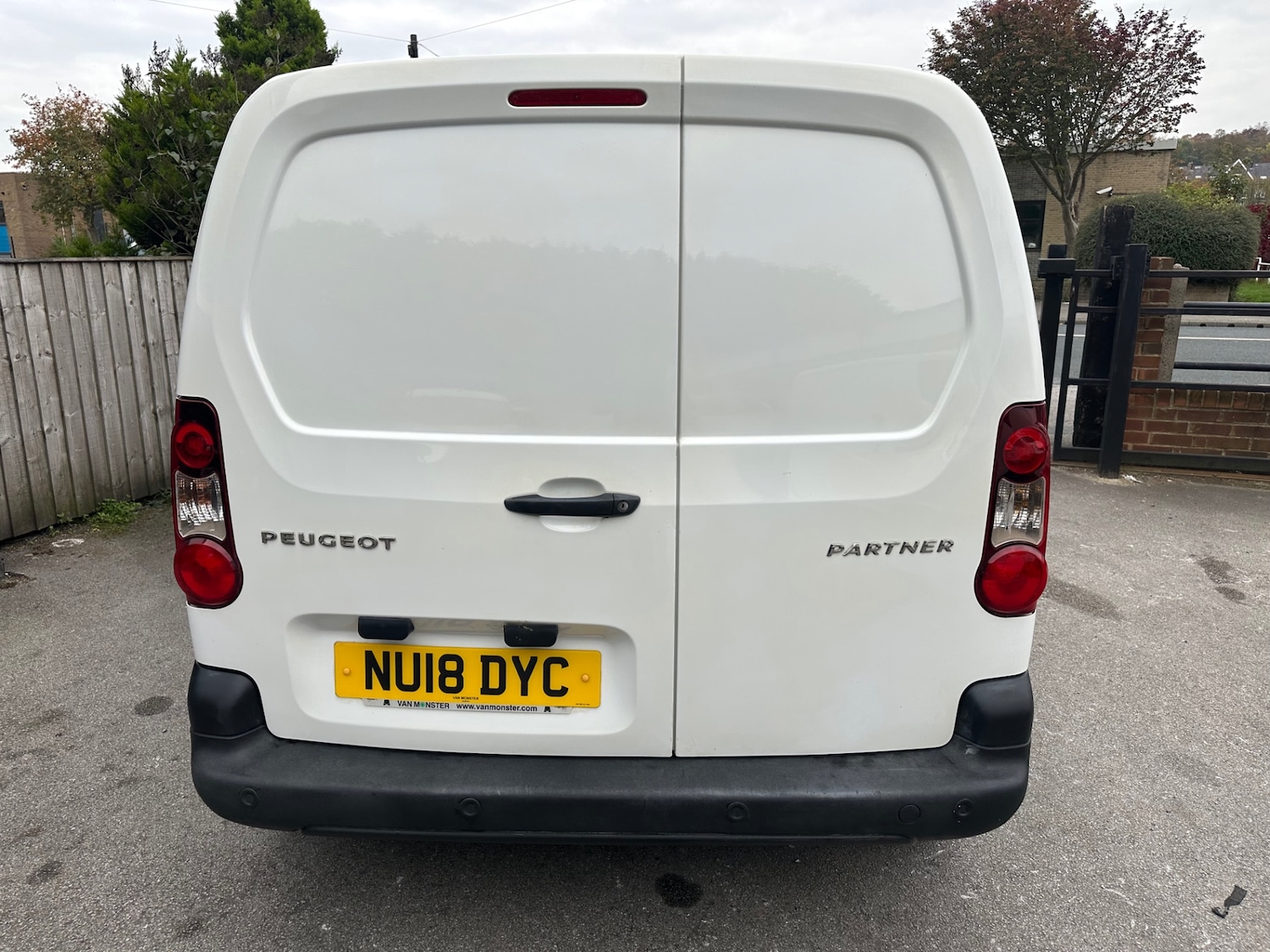 Used Peugeot Partner 2018 for sale - 76347296: Photo 4